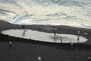 Ragazze sole a casa