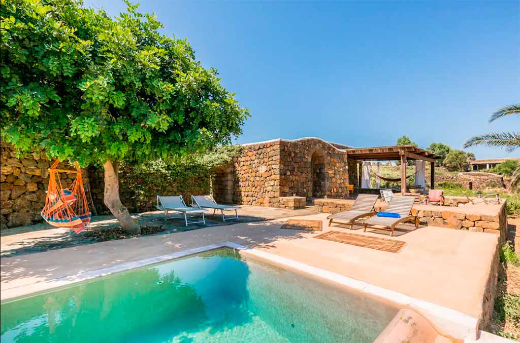 pantelleria_airbnb-dammuso